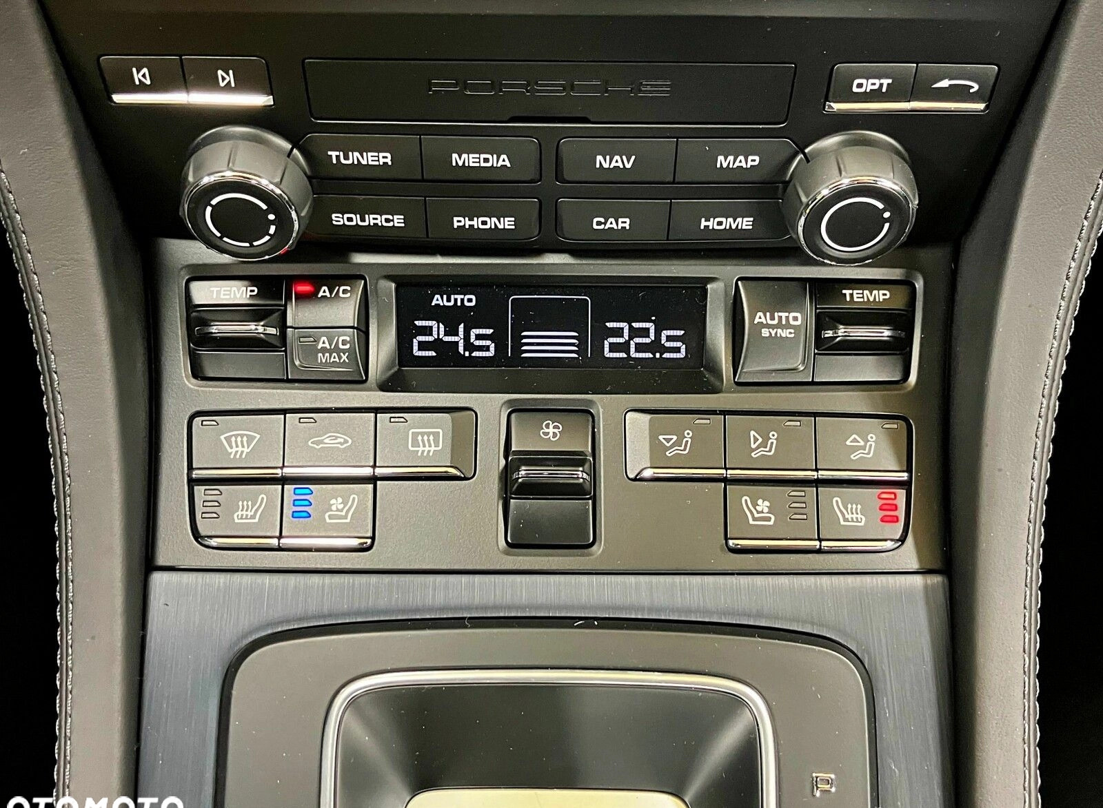 Porsche 718 Cayman cena 559000 przebieg: 2565, rok produkcji 2023 z Poniec małe 781